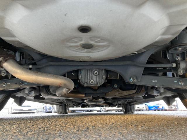 レガシィツーリングワゴン ２．５ｉ　Ｓパッケージリミテッド　ビルシュタインダンパー　プッシュスタート　ハーフレザーシート　パワーシート　ＨＩＤヘッドライト　純正１８インチアルミホイール　純正革巻きステアリング　パドルシフト（20枚目）