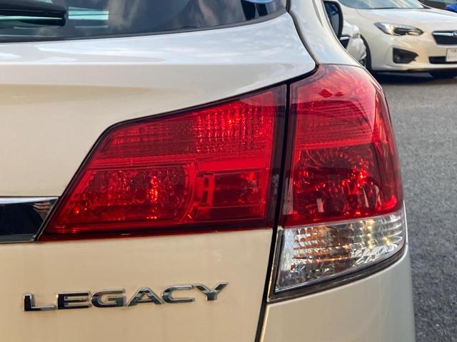 レガシィツーリングワゴン ２．５ｉ　Ｓパッケージリミテッド　ビルシュタインダンパー　プッシュスタート　ハーフレザーシート　パワーシート　ＨＩＤヘッドライト　純正１８インチアルミホイール　純正革巻きステアリング　パドルシフト（30枚目）
