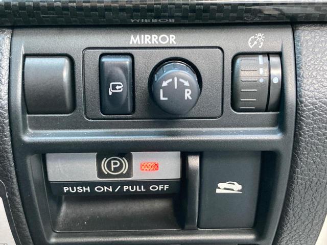 レガシィツーリングワゴン ２．５ｉ　Ｓパッケージリミテッド　ビルシュタインダンパー　プッシュスタート　ハーフレザーシート　パワーシート　ＨＩＤヘッドライト　純正１８インチアルミホイール　純正革巻きステアリング　パドルシフト（45枚目）