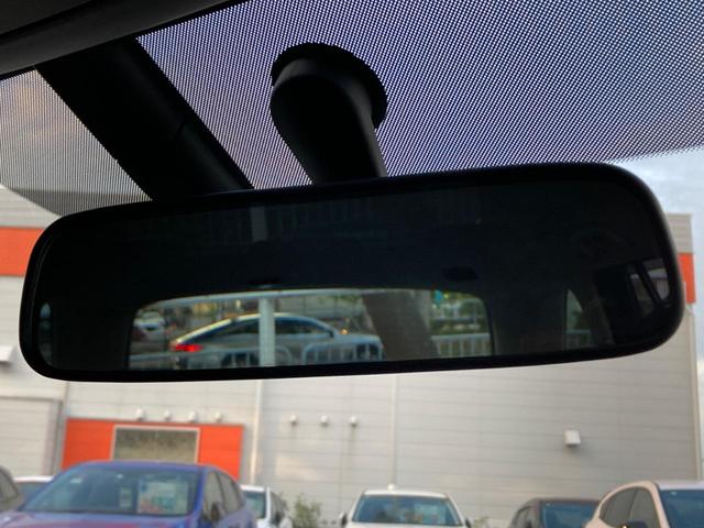 レガシィツーリングワゴン ２．５ｉ　Ｓパッケージリミテッド　ビルシュタインダンパー　プッシュスタート　ハーフレザーシート　パワーシート　ＨＩＤヘッドライト　純正１８インチアルミホイール　純正革巻きステアリング　パドルシフト（60枚目）