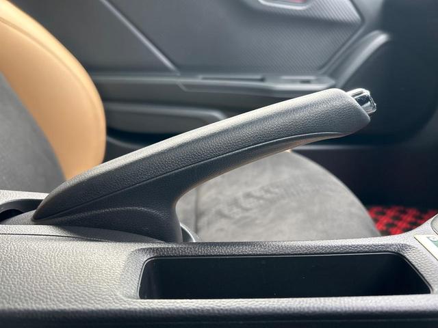 S660 αトラッドレザーエディション 特別仕様車 6速MT センターディスプレイ バックカメラ ハーフレザーシート 純正革巻きステアリング クルーズコントロール 禁煙車 スマートキー ETC ドラレコ LEDヘッドライト(54枚目)