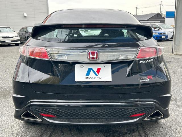 シビック タイプR ユーロ 6MT 純正18インチアルミ SDナビ バックカメラ コーナーセンサー ブラック/レッドアルカンターラバケットシート HIDヘッド フォグランプ デュアルオートエアコン(14枚目)