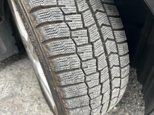 シビック タイプR ユーロ 6MT 純正18インチアルミ SDナビ バックカメラ コーナーセンサー ブラック/レッドアルカンターラバケットシート HIDヘッド フォグランプ デュアルオートエアコン(21枚目)