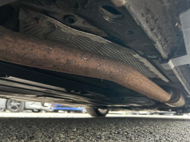 シビック タイプR ユーロ 6MT 純正18インチアルミ SDナビ バックカメラ コーナーセンサー ブラック/レッドアルカンターラバケットシート HIDヘッド フォグランプ デュアルオートエアコン(33枚目)