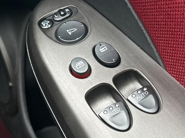 シビック タイプR ユーロ 6MT 純正18インチアルミ SDナビ バックカメラ コーナーセンサー ブラック/レッドアルカンターラバケットシート HIDヘッド フォグランプ デュアルオートエアコン(38枚目)