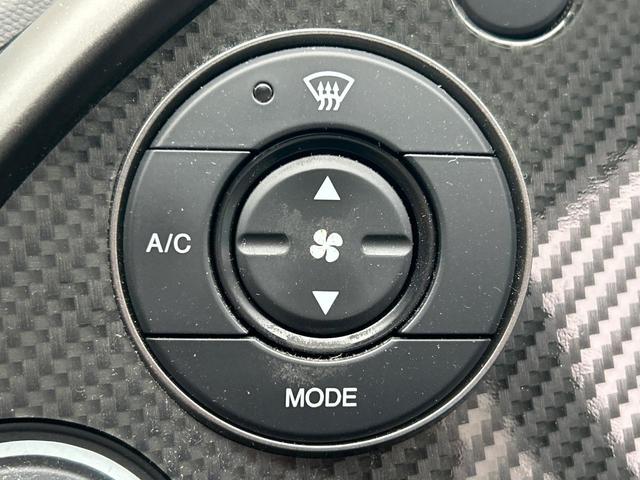 シビック タイプR ユーロ 6MT 純正18インチアルミ SDナビ バックカメラ コーナーセンサー ブラック/レッドアルカンターラバケットシート HIDヘッド フォグランプ デュアルオートエアコン(46枚目)