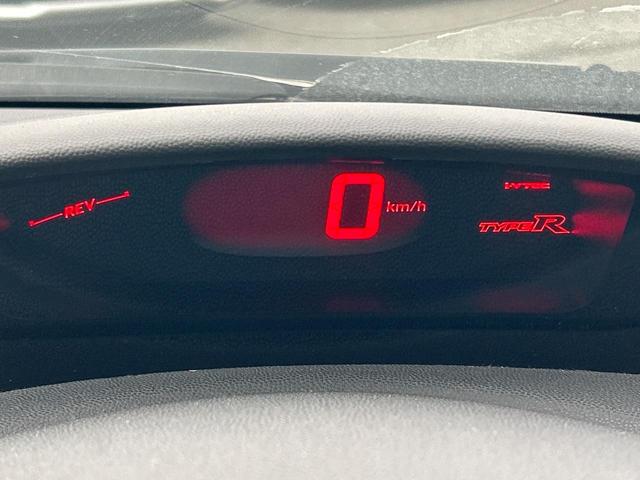 シビック タイプR ユーロ 6MT 純正18インチアルミ SDナビ バックカメラ コーナーセンサー ブラック/レッドアルカンターラバケットシート HIDヘッド フォグランプ デュアルオートエアコン(49枚目)