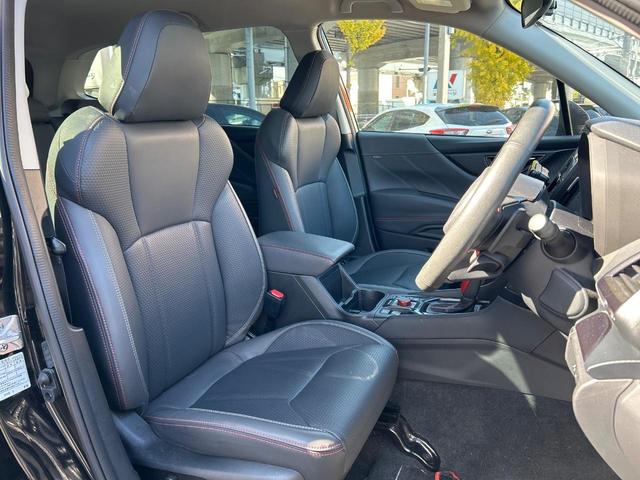 フォレスター Ｘ－ブレイク　メモリシート　プッシュスタート　アイサイトセイフティププラス　サイドカメラ　デイスプレイオーディオ　バックカメラ　ＥＴＣ　ドライブレコーダー　禁煙車　撥水シート　全席シートヒーター（11枚目）