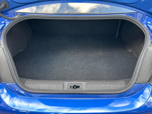 ＢＲＺ Ｓ　デイスプレイオーディオ　バックカメラ　ＥＴＣ　ドライブレコーダー　禁煙車　アイサイトコアテクノロジー　リアビークルディテクション　ハーフレザーシート　シートヒーター　純正１８インチアルミホイール（12枚目）