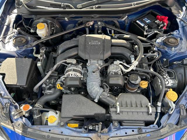 ＢＲＺ Ｓ　デイスプレイオーディオ　バックカメラ　ＥＴＣ　ドライブレコーダー　禁煙車　アイサイトコアテクノロジー　リアビークルディテクション　ハーフレザーシート　シートヒーター　純正１８インチアルミホイール（18枚目）