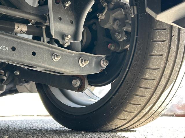ＢＲＺ Ｓ　デイスプレイオーディオ　バックカメラ　ＥＴＣ　ドライブレコーダー　禁煙車　アイサイトコアテクノロジー　リアビークルディテクション　ハーフレザーシート　シートヒーター　純正１８インチアルミホイール（30枚目）