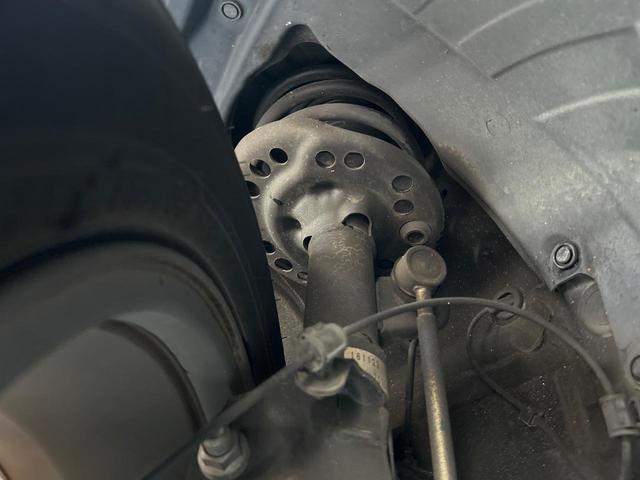 ＸＶ ２．０ｉ－Ｌ　アイサイト　純正８型ナビ　禁煙車　セイフティプラス　バックカメラ　コーナーセンサー　スマートキー＆プッシュスタート　ＥＴＣ　ドラレコ　パドルシフト　革巻きハンドル　純正１７インチアルミ　ＬＥＤヘッドライト（20枚目）