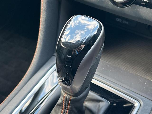 ＸＶ ２．０ｉ－Ｌ　アイサイト　純正８型ナビ　禁煙車　セイフティプラス　バックカメラ　コーナーセンサー　スマートキー＆プッシュスタート　ＥＴＣ　ドラレコ　パドルシフト　革巻きハンドル　純正１７インチアルミ　ＬＥＤヘッドライト（63枚目）