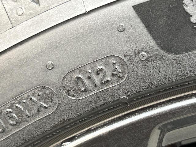 ＷＲＸ Ｓ４ ２．０ＧＴ－Ｓアイサイト　後期Ｆ型　ＳＴＩタワーバー　アイサイトセイフティプラス　純正８型ＳＤナビ　フロント＆サイド＆バックカメラ　リアビークルディティクション　シートヒーター　禁煙車　ＥＴＣ　純正１８インチアルミホイール（36枚目）