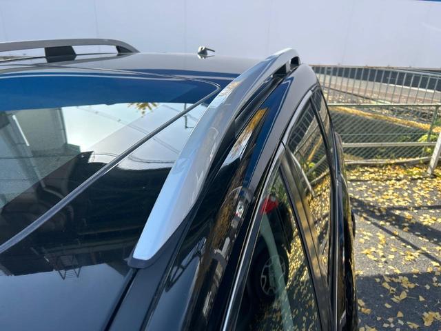 フォレスター ２．０ＸＴ　アイサイト　サンルーフ　パワーバックドア　ルーフレール　黒革シート　ＳＤナビ　バックカメラ　シートヒーター　スマートキー　レーダークルーズ　禁煙車　ＨＩＤヘッドライト　純正１８インチアルミホイール　ＥＴＣ（6枚目）