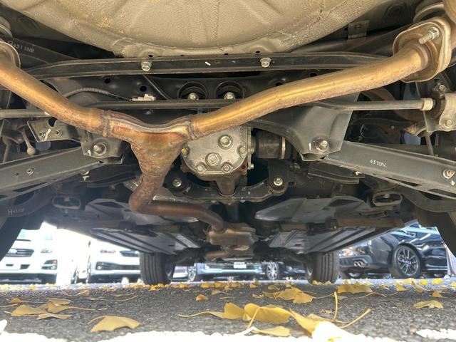 フォレスター ２．０ＸＴ　アイサイト　サンルーフ　パワーバックドア　ルーフレール　黒革シート　ＳＤナビ　バックカメラ　シートヒーター　スマートキー　レーダークルーズ　禁煙車　ＨＩＤヘッドライト　純正１８インチアルミホイール　ＥＴＣ（19枚目）