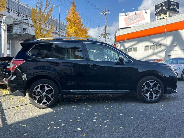 フォレスター ２．０ＸＴ　アイサイト　サンルーフ　パワーバックドア　ルーフレール　黒革シート　ＳＤナビ　バックカメラ　シートヒーター　スマートキー　レーダークルーズ　禁煙車　ＨＩＤヘッドライト　純正１８インチアルミホイール　ＥＴＣ（38枚目）