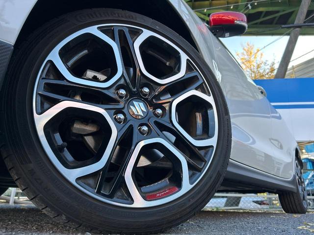 スイフトスポーツ ベースグレード　６速ＭＴ　セーフティサポート　ブラインドスポットモニター　ＧＲｅｄｄｙ製マフラー　純正ＳＤナビ　シートヒーター　ＥＴＣ　ドラレコ　禁煙車　ＬＥＤヘッドライト　純正１７インチアルミホイール　スマートキー（14枚目）