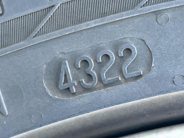 スイフトスポーツ ベースグレード　６速ＭＴ　セーフティサポート　ブラインドスポットモニター　ＧＲｅｄｄｙ製マフラー　純正ＳＤナビ　シートヒーター　ＥＴＣ　ドラレコ　禁煙車　ＬＥＤヘッドライト　純正１７インチアルミホイール　スマートキー（24枚目）