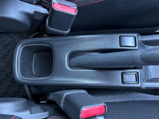 スイフトスポーツ ベースグレード　６速ＭＴ　セーフティサポート　ブラインドスポットモニター　ＧＲｅｄｄｙ製マフラー　純正ＳＤナビ　シートヒーター　ＥＴＣ　ドラレコ　禁煙車　ＬＥＤヘッドライト　純正１７インチアルミホイール　スマートキー（59枚目）