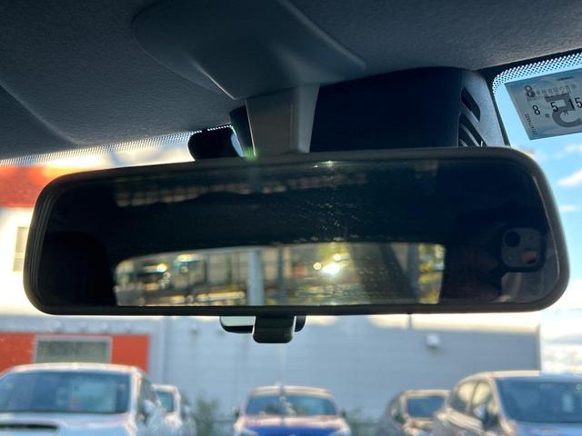 スイフトスポーツ ベースグレード　６速ＭＴ　セーフティサポート　ブラインドスポットモニター　ＧＲｅｄｄｙ製マフラー　純正ＳＤナビ　シートヒーター　ＥＴＣ　ドラレコ　禁煙車　ＬＥＤヘッドライト　純正１７インチアルミホイール　スマートキー（60枚目）