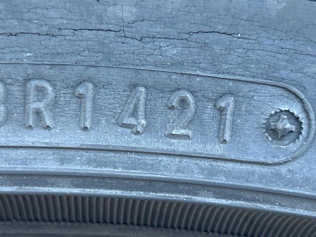 カローラスポーツ ハイブリッドG Z TRDフルエアロ 禁煙車 プリクラッシュセーフティ 純正ディスプレイオーディオ バックカメラ シートヒーター レーダークルーズ ETC 革巻きハンドル 純正18インチアルミ スマートキー(24枚目)