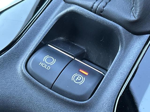 カローラスポーツ ハイブリッドG Z TRDフルエアロ 禁煙車 プリクラッシュセーフティ 純正ディスプレイオーディオ バックカメラ シートヒーター レーダークルーズ ETC 革巻きハンドル 純正18インチアルミ スマートキー(61枚目)