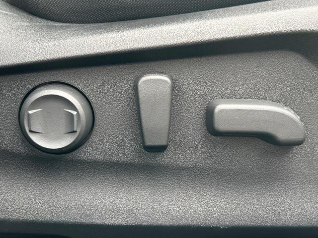 レヴォーグ GT-H EX スマートリアビューミラー パワーバックドア アイサイトX フロント&サイド&バックカメラ リアビークルディテクション 全席シートヒーター メモリシート 純正18インチアルミホイール 禁煙車(42枚目)