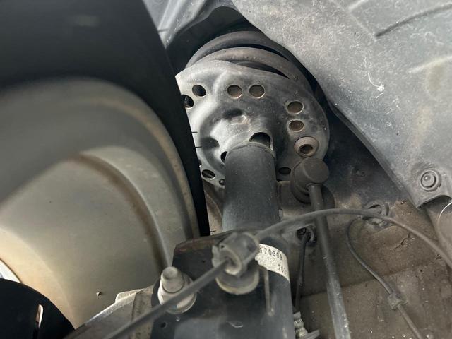 インプレッサスポーツ 2.0i-Lアイサイト アドバンスドセイフティパッケージ 4WD 純正SDナビ バックカメラ LEDヘッドライト 純正17インチアルミホイール パドルシフト 革巻きステアリング デュアルオートエアコン スマートキー ETC(20枚目)