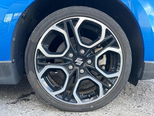 スイフトスポーツ ベースグレード　６ＭＴ　禁煙車　全周囲カメラ　アダプティブクルーズコントロール　純正ナビ　ＥＴＣ　ドラレコ　シートヒーター　スマートキー　革巻きハンドル　ＬＥＤヘッドライト　純正１７インチアルミ（22枚目）