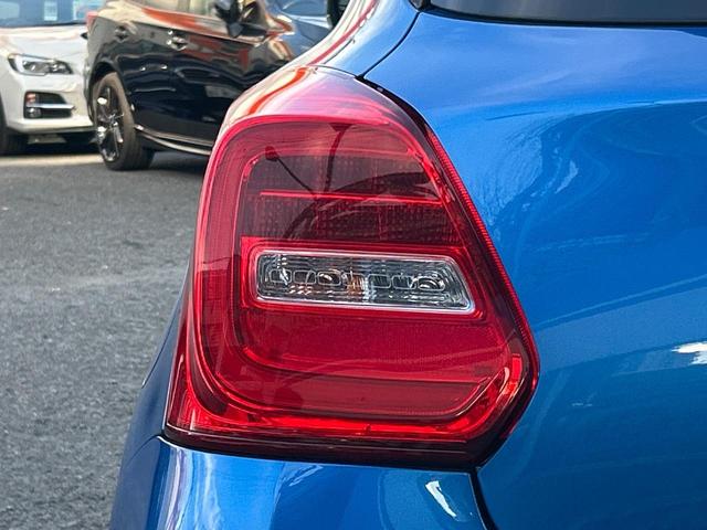 スイフトスポーツ ベースグレード　６ＭＴ　禁煙車　全周囲カメラ　アダプティブクルーズコントロール　純正ナビ　ＥＴＣ　ドラレコ　シートヒーター　スマートキー　革巻きハンドル　ＬＥＤヘッドライト　純正１７インチアルミ（31枚目）