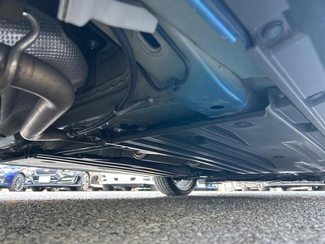 スイフトスポーツ ベースグレード　６ＭＴ　禁煙車　全周囲カメラ　アダプティブクルーズコントロール　純正ナビ　ＥＴＣ　ドラレコ　シートヒーター　スマートキー　革巻きハンドル　ＬＥＤヘッドライト　純正１７インチアルミ（37枚目）
