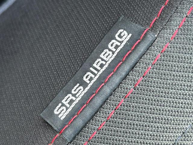 スイフトスポーツ ベースグレード　６ＭＴ　禁煙車　全周囲カメラ　アダプティブクルーズコントロール　純正ナビ　ＥＴＣ　ドラレコ　シートヒーター　スマートキー　革巻きハンドル　ＬＥＤヘッドライト　純正１７インチアルミ（43枚目）