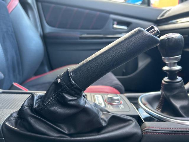 ＷＲＸ ＳＴＩ ＳＴＩ　タイプＳ　最終Ｆ型　アドバンストセイフティパッケージ　フロント＆サイド＆バックカメラ　リアビークルディテクション　大型リアスポイラー　ＳＴＩエアロ　純正８型ＳＤナビ　ＥＴＣ　ドライブレコーダー　禁煙車（68枚目）