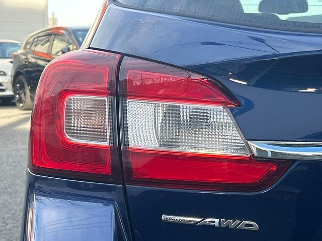 レヴォーグ ２．０ＧＴ－Ｓアイサイト　禁煙車　アドバンスドセイフティ　純正ナビ　サイド＆バックカメラ　ビルシュタインダンパー　リアビークルディテクション　スマートキー　ＥＴＣ　パドルシフト　革巻きハンドル　純正１８インチアルミ（32枚目）