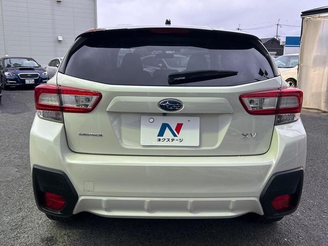 ＸＶ ２．０ｉ－Ｓ　アイサイト　アドバンストセイフティパッケージ　リアビークルディテクション　ＬＥＤヘッドライト　ディスプレイオーデイオ　バックカメラ　ＥＴＣ　禁煙車　パワーシート　純正１８インチアルミホイール（29枚目）