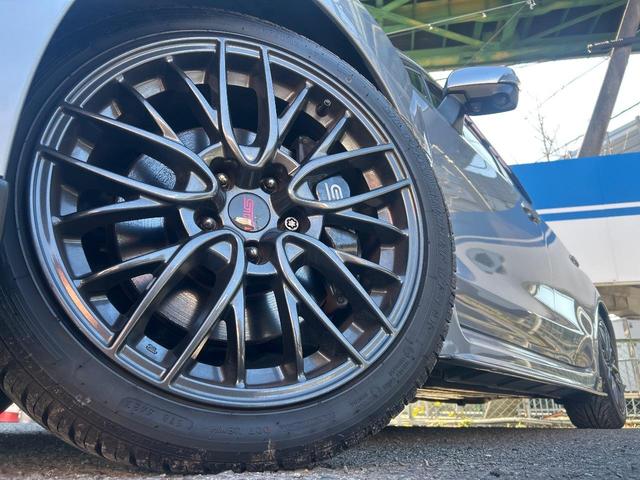ＷＲＸ　ＳＴＩ ＳＴＩ　革シート　アドバンストセイフティパッケージ　サイドカメラ　リアビークル　ＳＴＩスタイルパッケージ　ＳＴＩタワーバー　大型リアスポイラー　ＨＫＳ製マフラー　純正ＳＤナビ　バックカメラ　ＥＴＣ　禁煙車（26枚目）