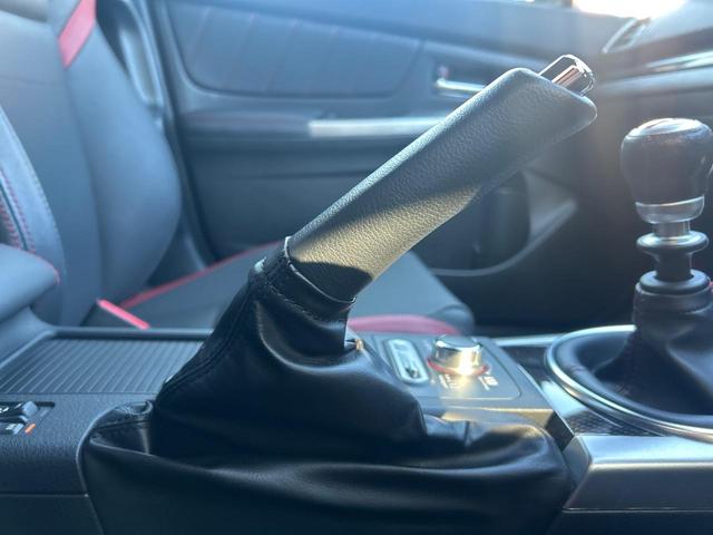 ＷＲＸ　ＳＴＩ ＳＴＩ　革シート　アドバンストセイフティパッケージ　サイドカメラ　リアビークル　ＳＴＩスタイルパッケージ　ＳＴＩタワーバー　大型リアスポイラー　ＨＫＳ製マフラー　純正ＳＤナビ　バックカメラ　ＥＴＣ　禁煙車（67枚目）