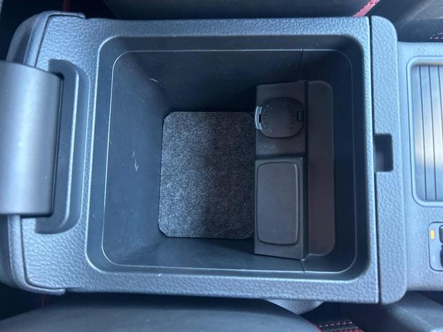 ＷＲＸ　ＳＴＩ ＳＴＩ　革シート　アドバンストセイフティパッケージ　サイドカメラ　リアビークル　ＳＴＩスタイルパッケージ　ＳＴＩタワーバー　大型リアスポイラー　ＨＫＳ製マフラー　純正ＳＤナビ　バックカメラ　ＥＴＣ　禁煙車（68枚目）