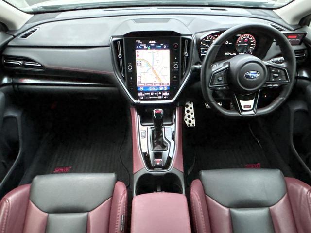 レヴォーグ ＳＴＩスポーツ　ＥＸ　ＳＴＩエアロパッケージ　スマートリヤビューミラー　パワーバックドア　純正１１．６インチナビ　フロント＆サイド＆バックカメラ　革シート　シートヒーター　ＥＴＣ　禁煙車　純正１８インチアルミホイール（2枚目）