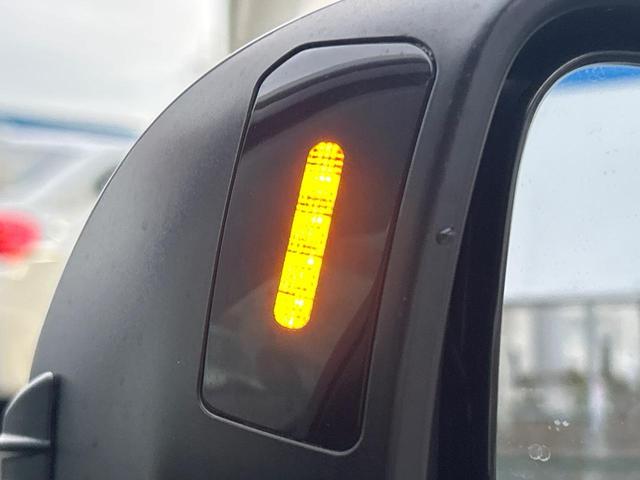 レヴォーグ ＳＴＩスポーツ　ＥＸ　ＳＴＩエアロパッケージ　スマートリヤビューミラー　パワーバックドア　純正１１．６インチナビ　フロント＆サイド＆バックカメラ　革シート　シートヒーター　ＥＴＣ　禁煙車　純正１８インチアルミホイール（33枚目）