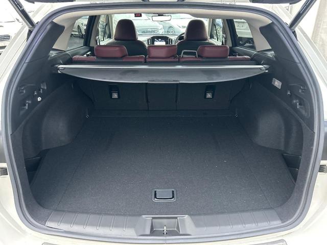 レヴォーグ ＳＴＩスポーツ　ＥＸ　ＳＴＩエアロパッケージ　スマートリヤビューミラー　パワーバックドア　純正１１．６インチナビ　フロント＆サイド＆バックカメラ　革シート　シートヒーター　ＥＴＣ　禁煙車　純正１８インチアルミホイール（34枚目）