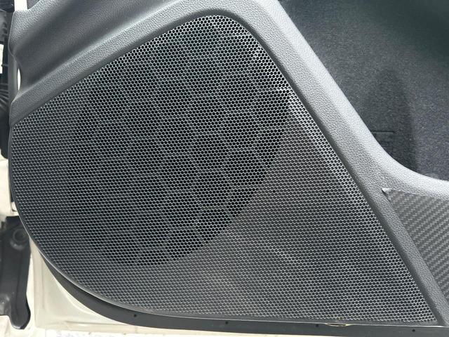 レヴォーグ ＳＴＩスポーツ　ＥＸ　ＳＴＩエアロパッケージ　スマートリヤビューミラー　パワーバックドア　純正１１．６インチナビ　フロント＆サイド＆バックカメラ　革シート　シートヒーター　ＥＴＣ　禁煙車　純正１８インチアルミホイール（44枚目）