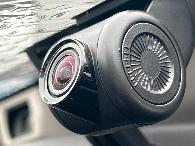 インプレッサスポーツ ２．０ｉ－Ｌアイサイト　後期Ｅ型　純正８型ＳＤナビ　バックカメラ　誤発進抑制機能　スマートキー　ＥＴＣ　ドラレコ　メモリ付パワーシート　禁煙車　純正１７インチアルミホイール　レーダクルーズコントロール（10枚目）