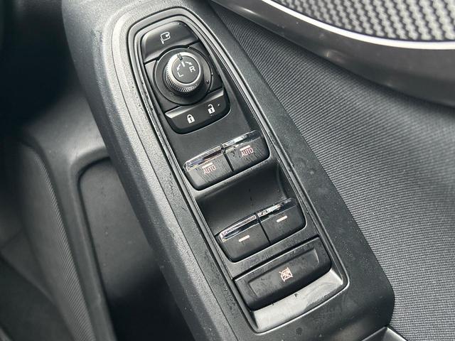 インプレッサスポーツ ２．０ｉ－Ｌアイサイト　後期Ｅ型　純正８型ＳＤナビ　バックカメラ　誤発進抑制機能　スマートキー　ＥＴＣ　ドラレコ　メモリ付パワーシート　禁煙車　純正１７インチアルミホイール　レーダクルーズコントロール（43枚目）