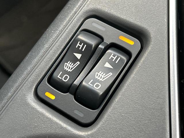 クロストレック リミテッド　純正１１．６インチナビ　全周囲モニター　前側方警戒アシスト　シートヒーター　ステアリングヒーター　メモリ付パワーシート　禁煙車　ＥＴＣ　ドラレコ　純正１８インチアルミホイール　ＬＥＤヘッドライト（7枚目）