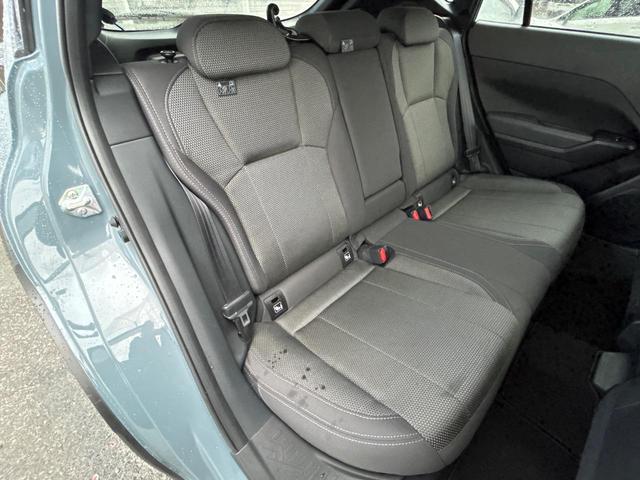 クロストレック リミテッド　純正１１．６インチナビ　全周囲モニター　前側方警戒アシスト　シートヒーター　ステアリングヒーター　メモリ付パワーシート　禁煙車　ＥＴＣ　ドラレコ　純正１８インチアルミホイール　ＬＥＤヘッドライト（10枚目）