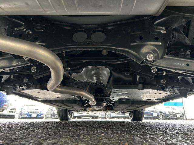 クロストレック リミテッド　純正１１．６インチナビ　全周囲モニター　前側方警戒アシスト　シートヒーター　ステアリングヒーター　メモリ付パワーシート　禁煙車　ＥＴＣ　ドラレコ　純正１８インチアルミホイール　ＬＥＤヘッドライト（19枚目）