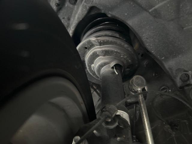 クロストレック リミテッド　純正１１．６インチナビ　全周囲モニター　前側方警戒アシスト　シートヒーター　ステアリングヒーター　メモリ付パワーシート　禁煙車　ＥＴＣ　ドラレコ　純正１８インチアルミホイール　ＬＥＤヘッドライト（20枚目）