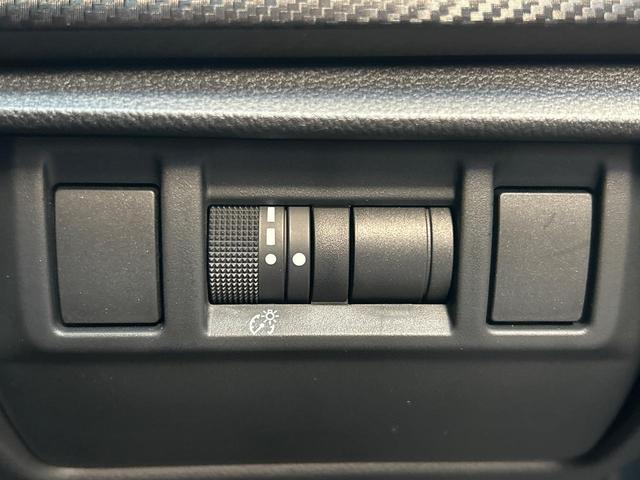 クロストレック リミテッド　純正１１．６インチナビ　全周囲モニター　前側方警戒アシスト　シートヒーター　ステアリングヒーター　メモリ付パワーシート　禁煙車　ＥＴＣ　ドラレコ　純正１８インチアルミホイール　ＬＥＤヘッドライト（27枚目）